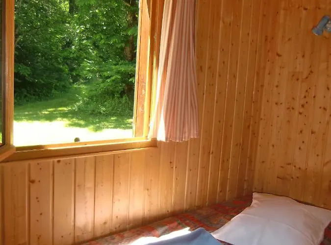 Chalet En Auvergne -peche Chalet